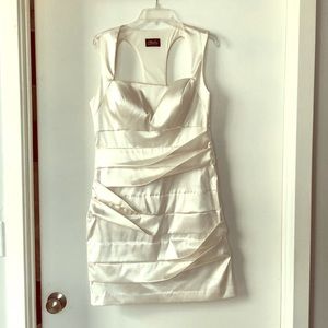 Cocktail Dress Alert! Never Worn